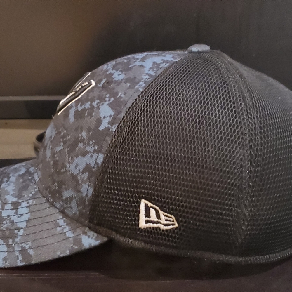 SAN ANTONIO SPURS CAMO HAT SIZE MED LARGE FLEXA FIT NBA FITTED HAT - Picture 3 of 5